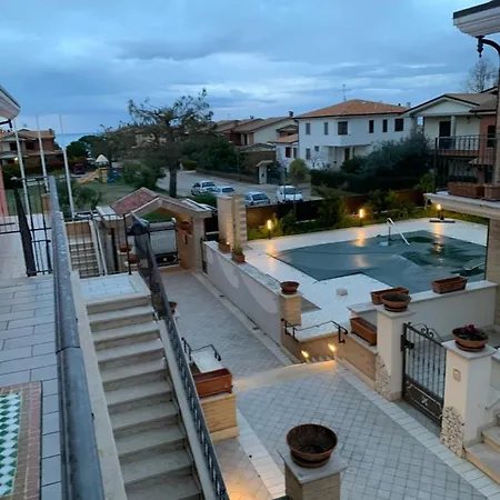 דירה Il Borghetto Bennie En Liisa *