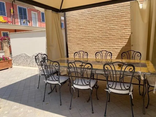 Il Borghetto Bennie En Liisa Apartamento Cupra Marittima